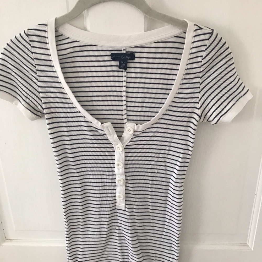 RARE american eagle tee!